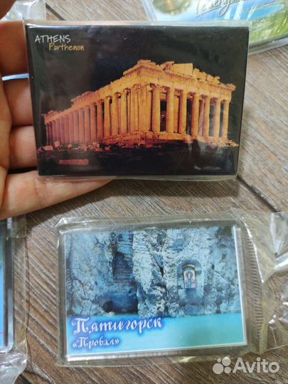 Магнит на холодильник