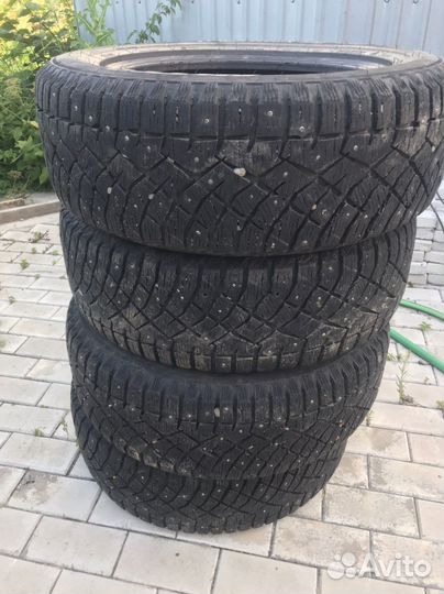 Nitto Therma Spike 225/60 R17