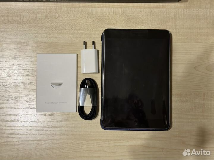 iPad mini 2, WiFi+Cell, 4Gb+32Gb. Model A1490