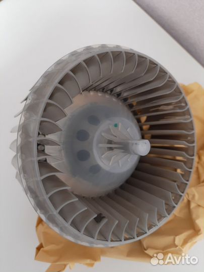 Вентилятор отопителя Chevrolet Aveo T300