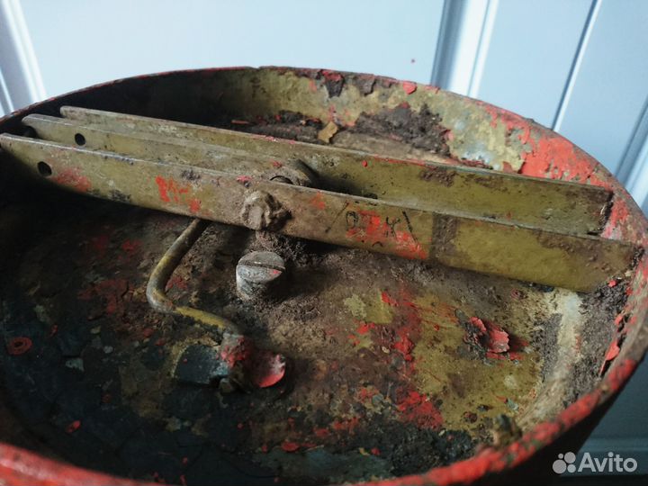 Тубус и ведёрко. ркка