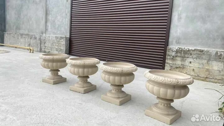 Вазы Уличные