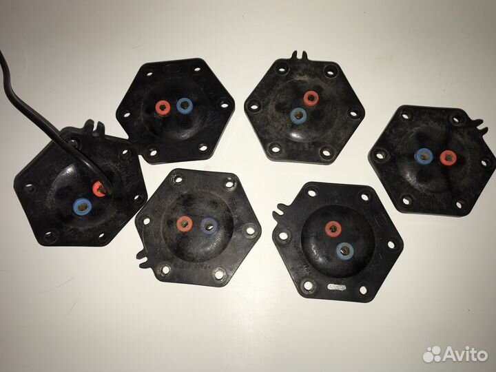 Крышка осушителя компрессора пневмоподвески б/у