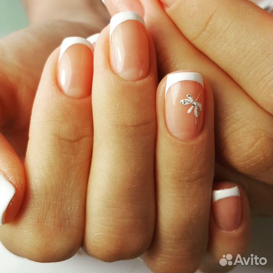 Наращивание ногтей и ресниц