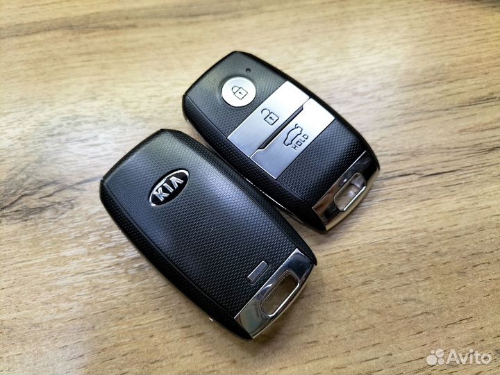 Смарт ключ Kia Sportage 2015-2018
