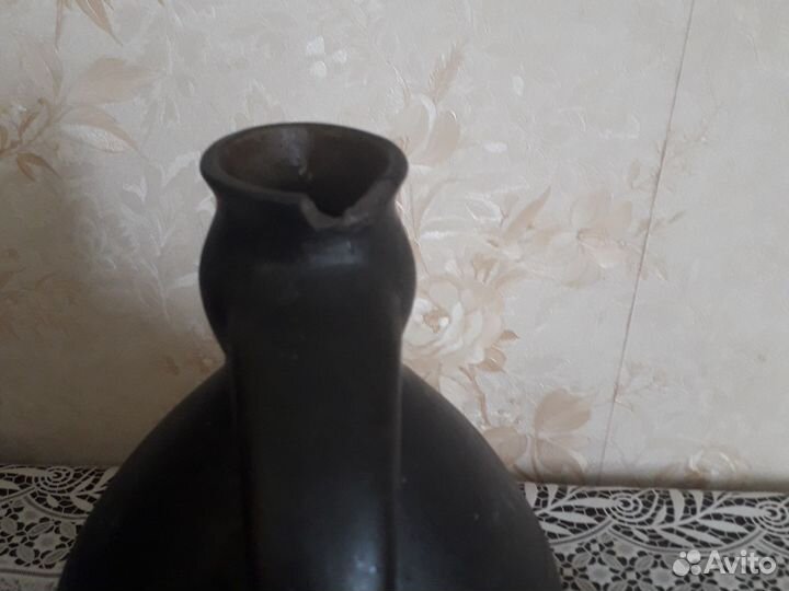 Глиняный кувшин