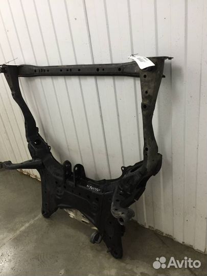 Б/У Балка подмоторная GHP93480XB mazda