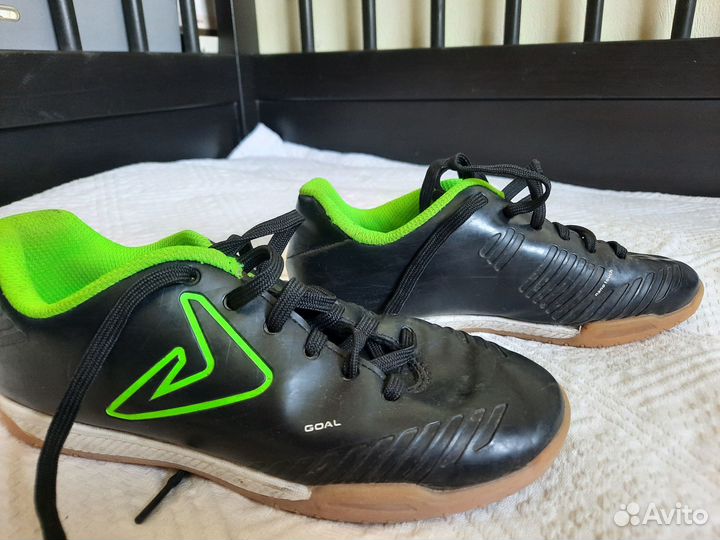 Детские бутсы Demix 34 размер, состояние хорошее