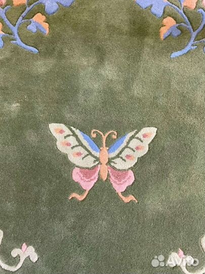 Ковер шерстяной новый