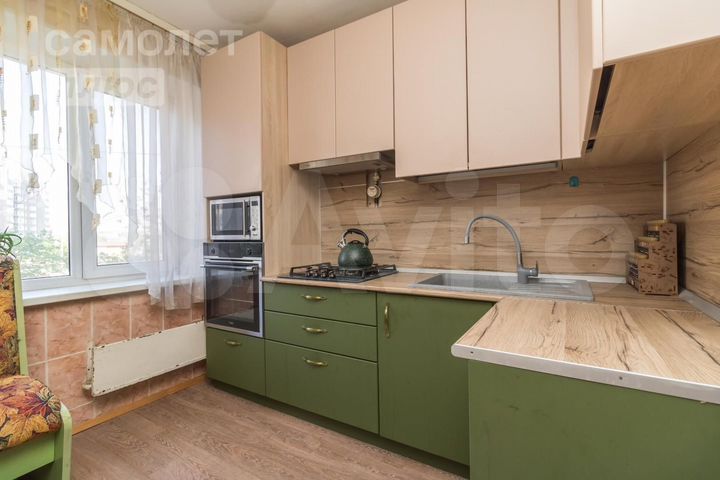 3-к. квартира, 82,1 м², 2/10 эт.