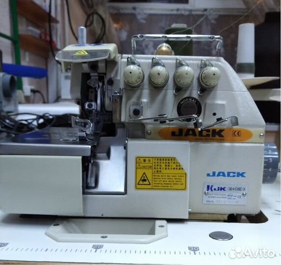 Оверлок промышленный jack 4 ниточный