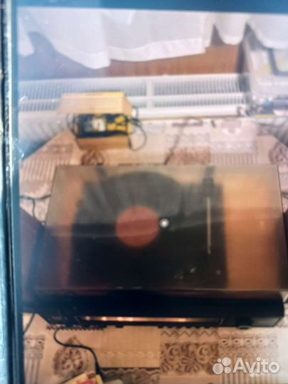 Виниловый проигрыватель