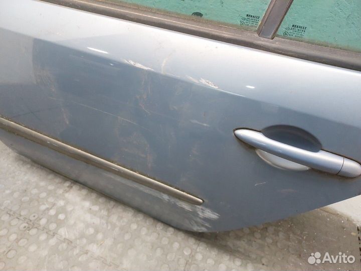Дверь левая задняя Renault Laguna 2