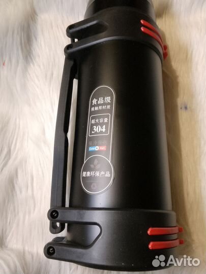 Термос 2 литра новый