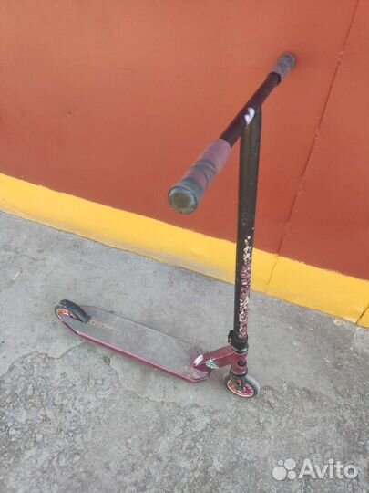 Трюковой самокат