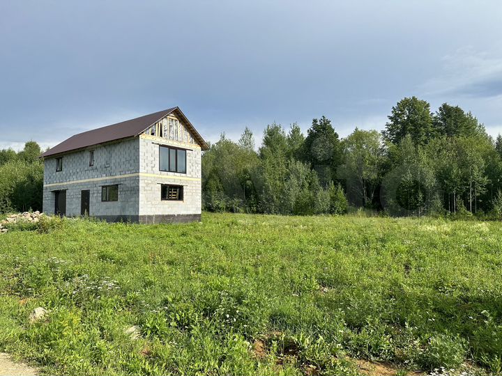 Дом 148 м² на участке 12 сот.