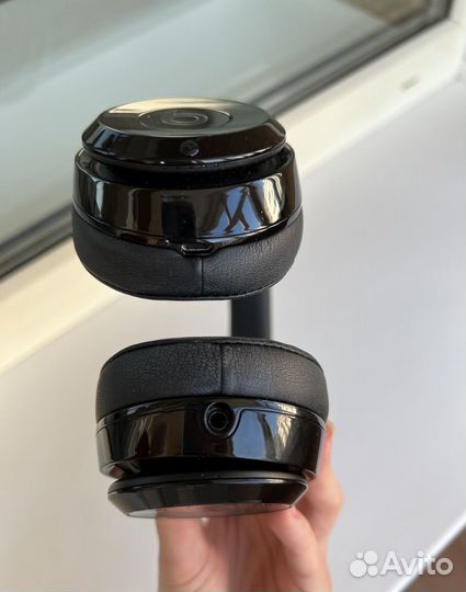 Наушники Beats Solo3 Wireless