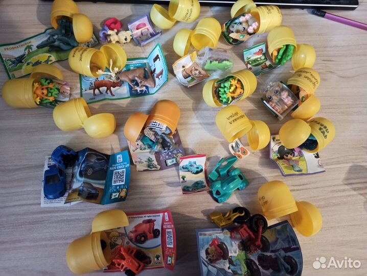 Киндер сюрприз игрушки с вкладышами