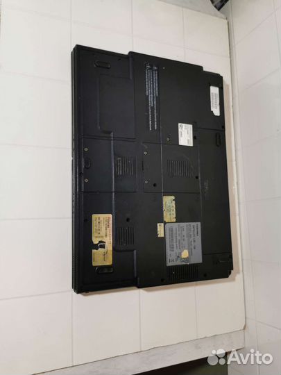 Ноутбук toshiba