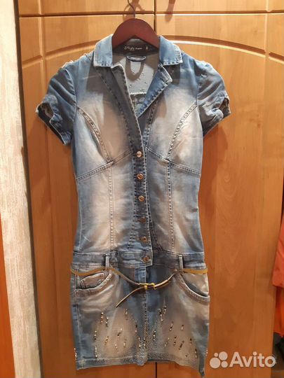 Джинсовое платье 42