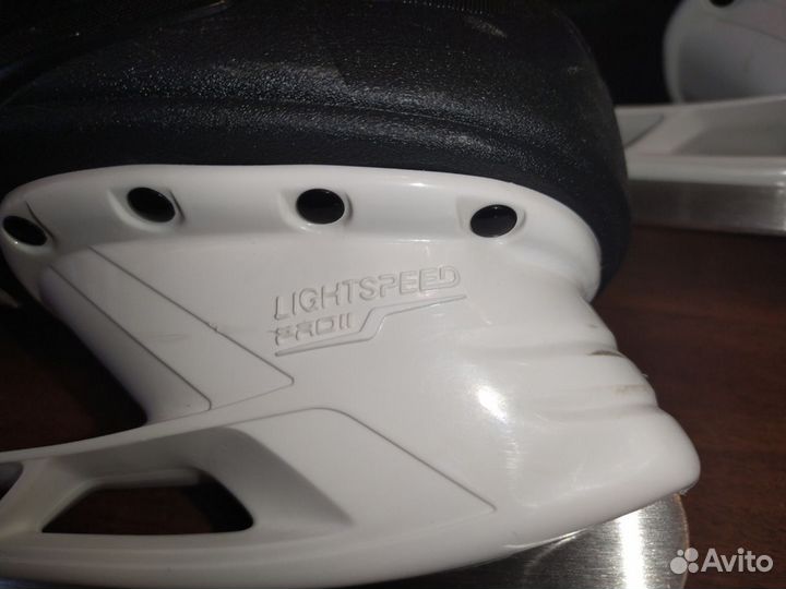 Хоккейные коньки bauer lightspeed PRO II