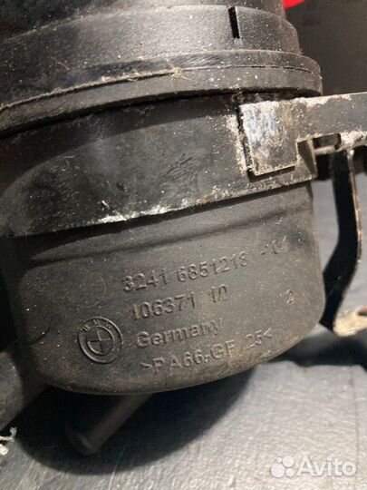 Бачок гур Bmw X1 E84