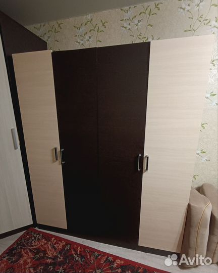 Шкаф 4х створчатый с зеркалом