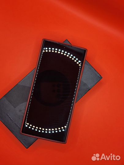 Samsung Galaxy S22 Ultra, 12/256 ГБ