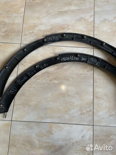 Расширитель крыла задний левый Toyota Rav 4 Ca 40