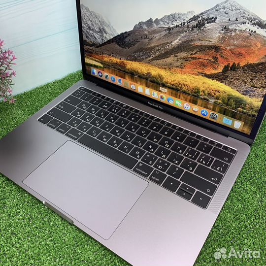 Apple MacBook Pro 13 2017 i5 АКБ: 1 цикл