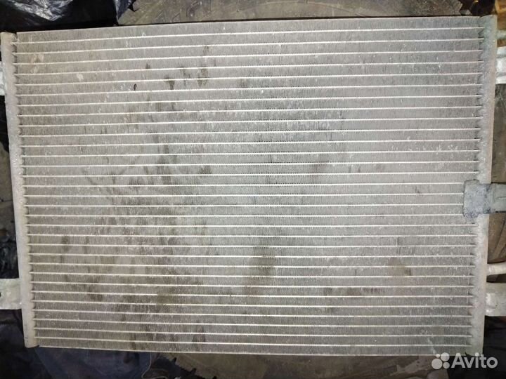 Радиатор кондиционера Рено Меган 1