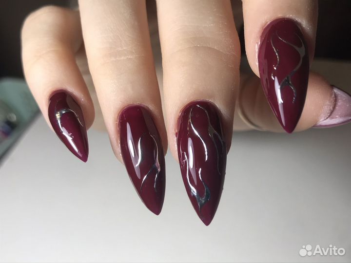 Наращивание ногтей