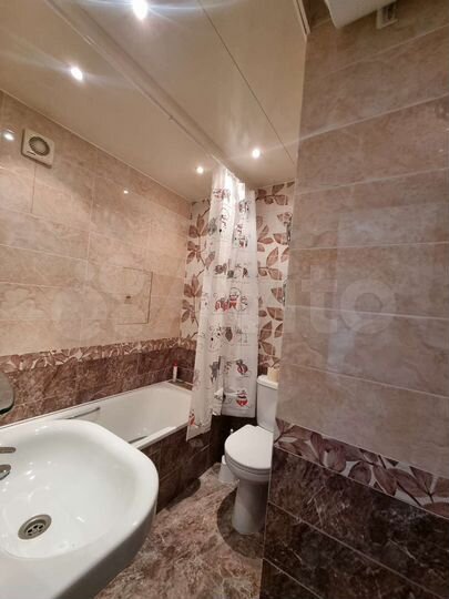 3-к. квартира, 90 м², 1/5 эт.