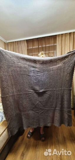 Оренбургский пуховый платок