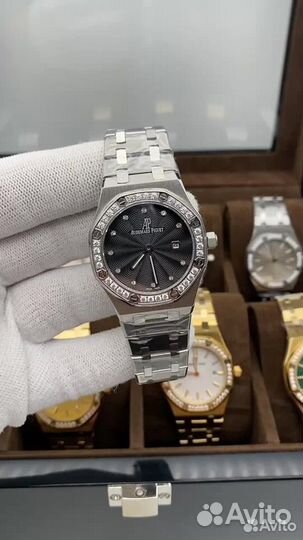 Женские часы Audemars Piguet