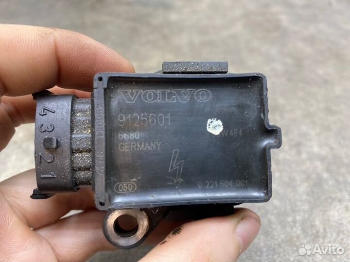 Катушка зажигания Volvo S80 2 2.5 B5254T6 2007