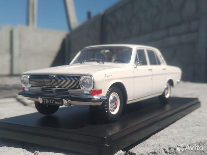 Модель автомобиля Газ 24 Ашет 1:24