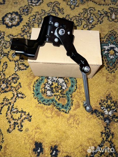 Датчик положения кузова задний Mitsubishi 8651A047