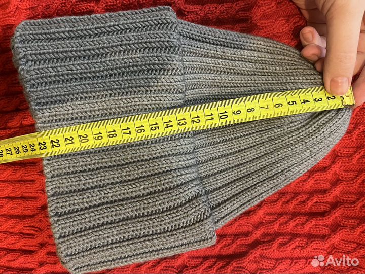 Шапка вязаная ручная работа шерсть100%