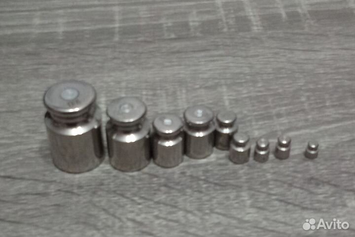 Гири. Разновесы. Полный наборДерево. Синий бархат