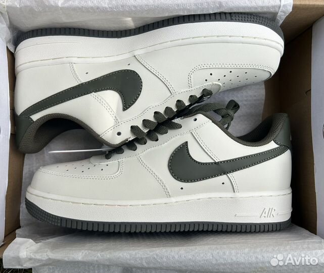 Кроссовки Nike Air Force