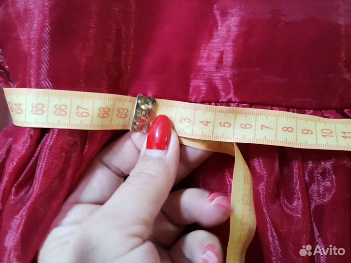 Платье праздничное