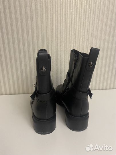 Ботинки женские зимние 40 размера