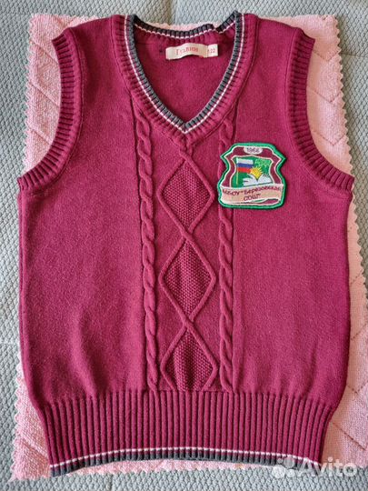 Жилет школьный 122р
