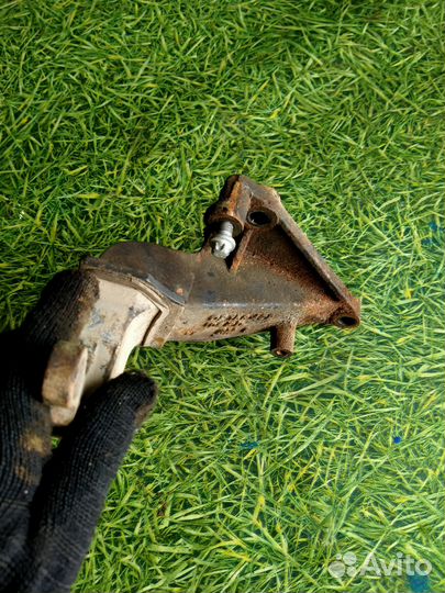 Кронштейн двигателя для Опель Астра G X16XEL 2005г