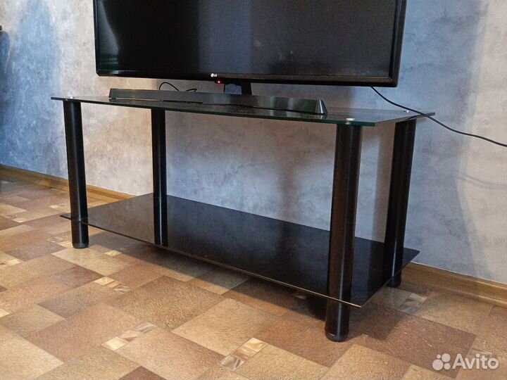 Тумба под телевизор