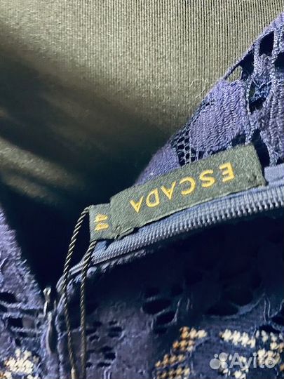 Платье из тонкой шерсти Escada - 50-52