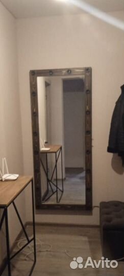 Гримерное зеркало с лампочками во весь рост