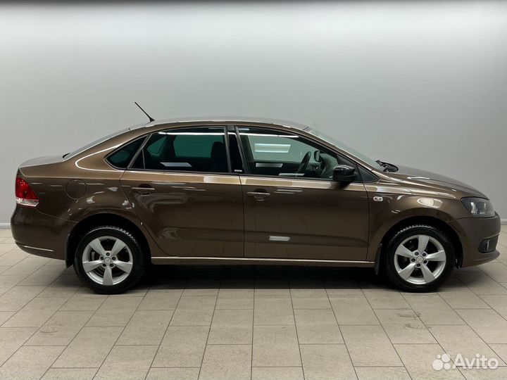 Volkswagen Polo 1.6 AT, 2014, 123 311 км