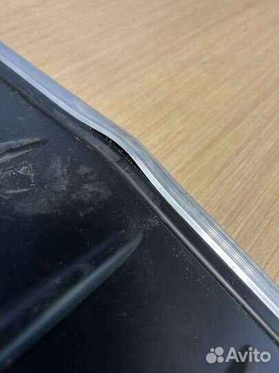 Ручной скрепер для уборки снега fiskars 1026791